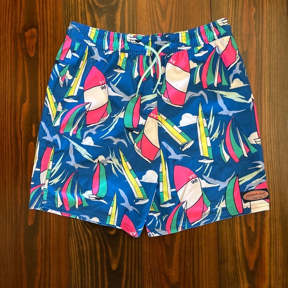 NWT Vineyard Vines bathing suit - boys large